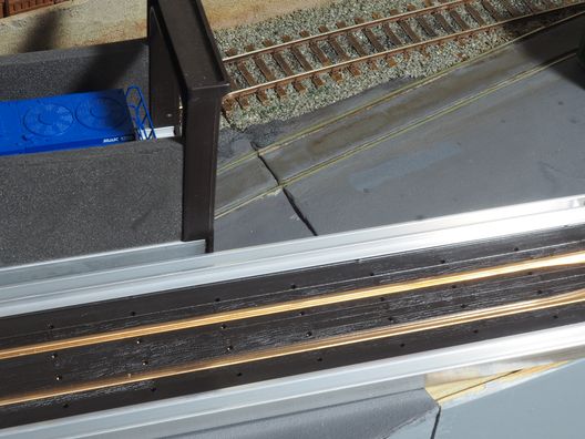 Der verkürzte Locolift von Peco