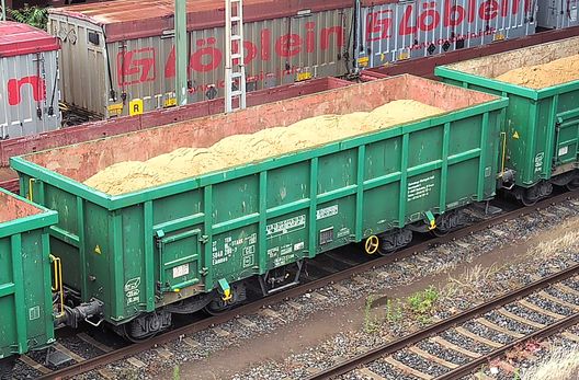 Wagen der Gattung Eamnos, beladen mit Sand