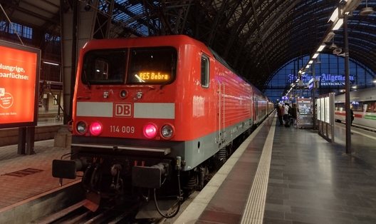 Ein Septemberabend auf dem Frankfurter Hauptbahnhof