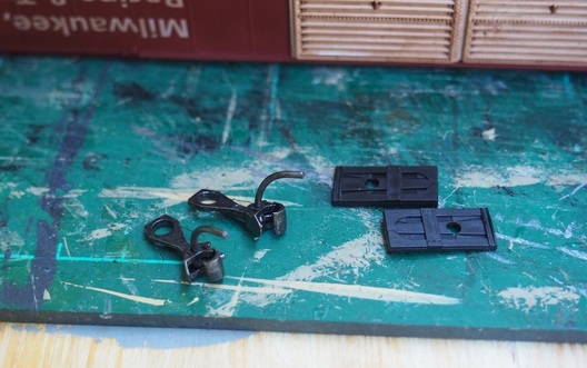 Zwei Boxcars für die MR&T