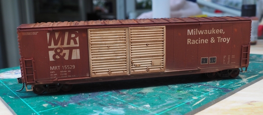 Zwei Boxcars für die MR&T