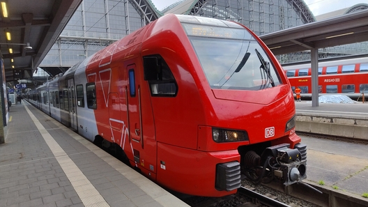 Eine halbe Stunde auf dem Frankfurter Hauptbahnhof, 18.04.2024