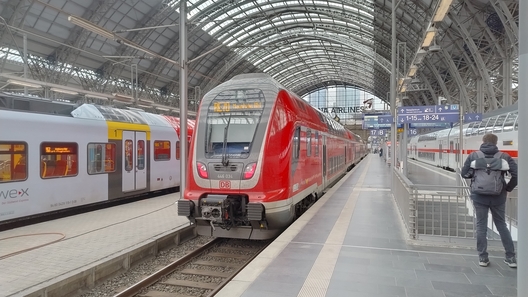 Eine halbe Stunde auf dem Frankfurter Hauptbahnhof, 18.04.2024