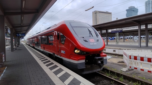 Eine halbe Stunde auf dem Frankfurter Hauptbahnhof, 18.04.2024