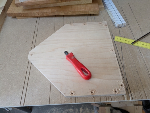 Aufbewahrungskästen aus Reststücken aus Leimholz und Multiplex