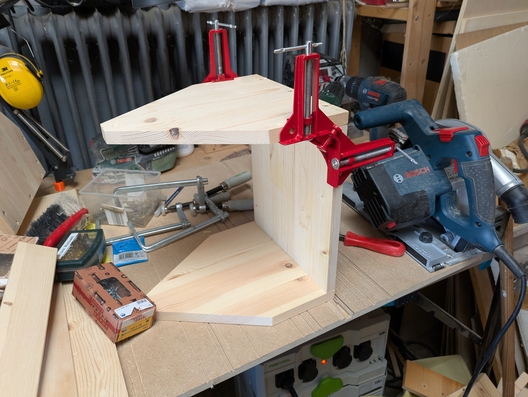 Aufbewahrungskästen aus Reststücken aus Leimholz und Multiplex